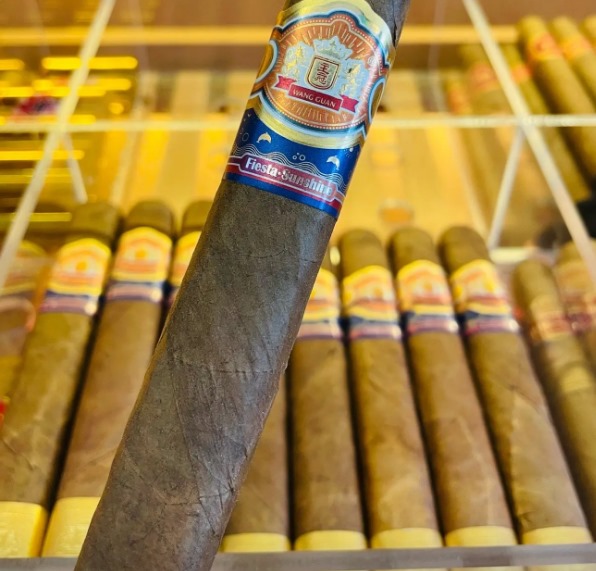 王冠假日阳光 - 图片