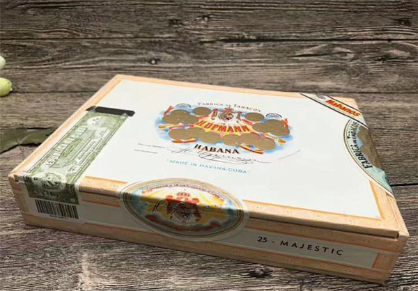 乌普曼雄伟 - 图片