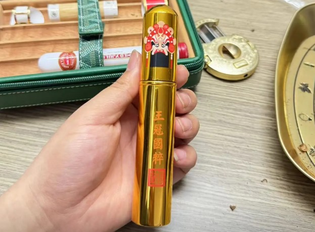 王冠国粹脸谱 - 图片