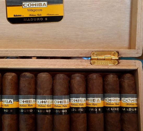 高希霸魔术师 - 图片