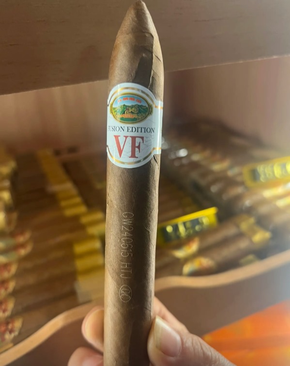 长城兔年唯佳金字塔 - 图片