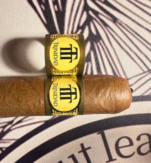 千里达帝王 - 图片