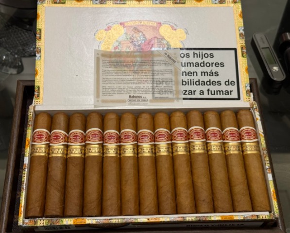 罗密欧短邱 - 图片