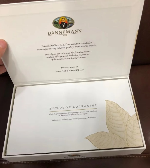 丹纳曼告郎拿 - 图片