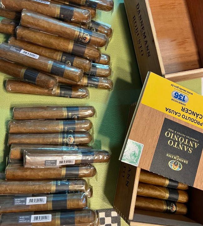 丹纳曼告郎拿 - 图片