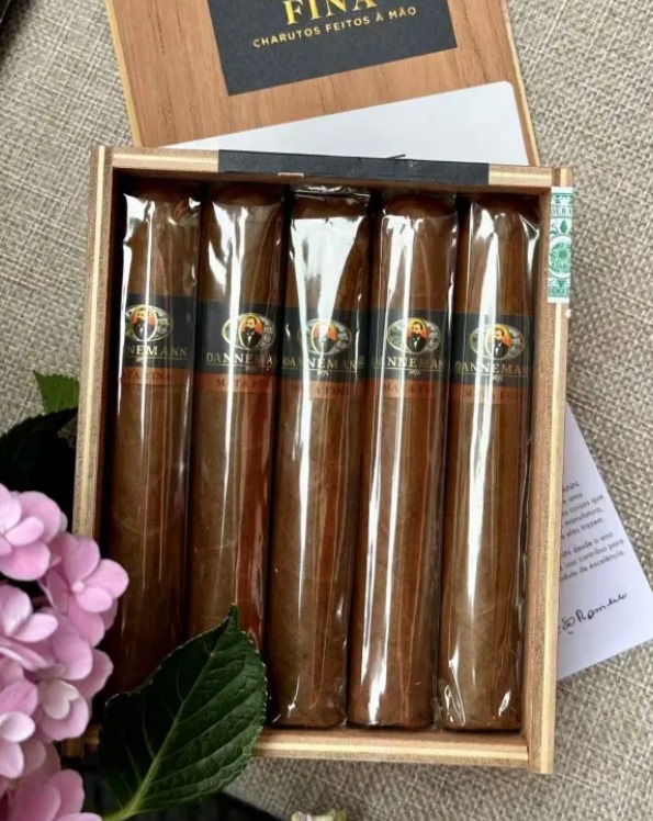 丹纳曼玛塔菲纳多