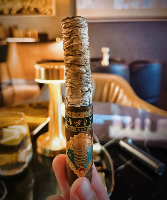 黄鹤楼兽首 - 图片