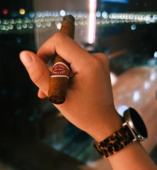 雪茄切割技巧大全